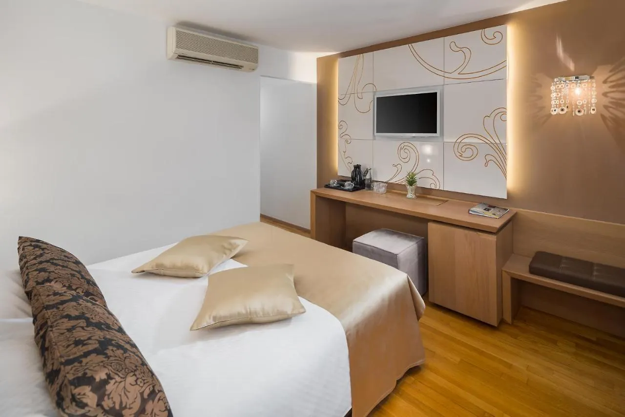 ****  Hotel Cittar Novigrad  Croatia